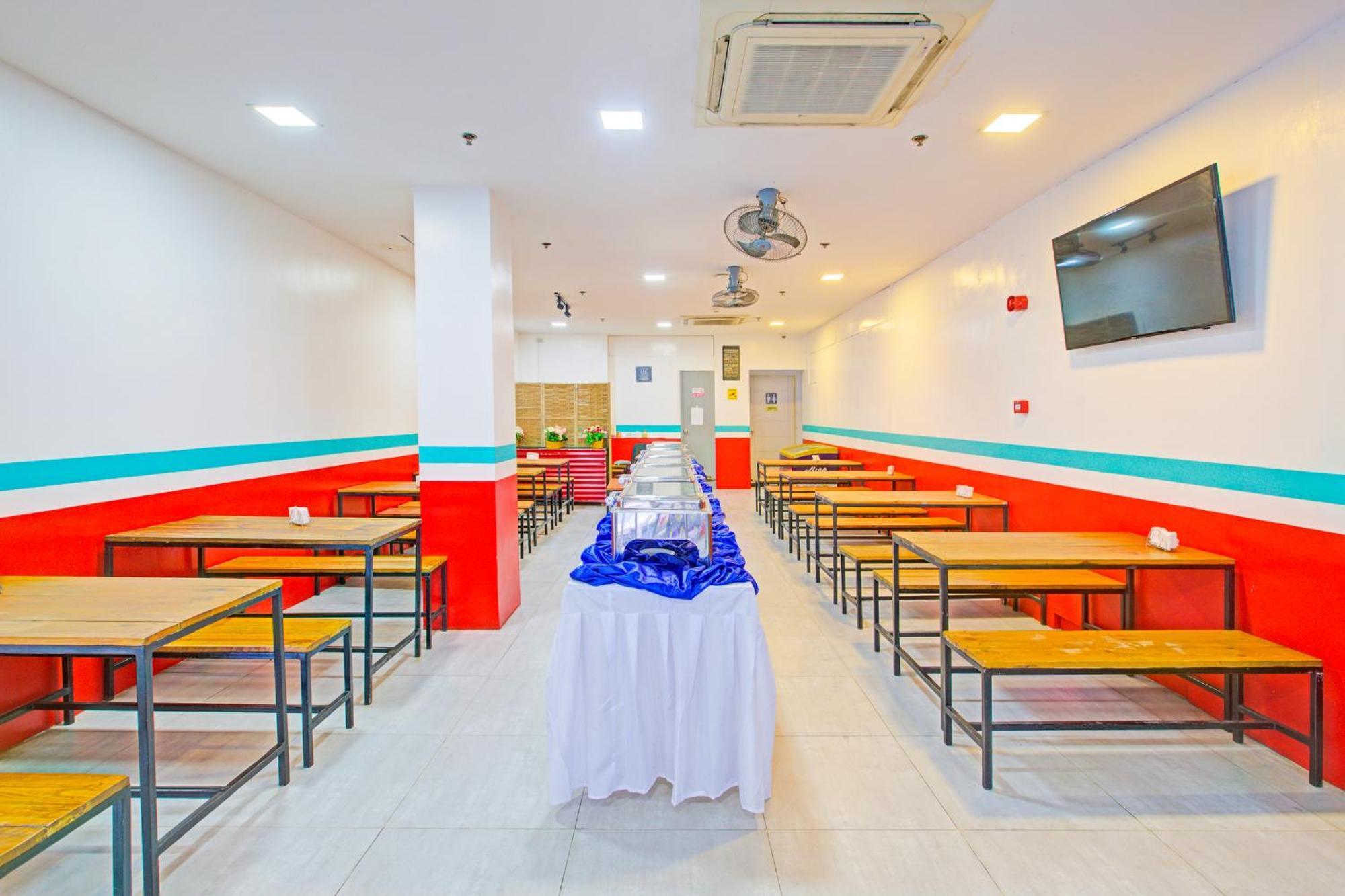 Belvilla College Residences In Belt, Metro Hotel 2*